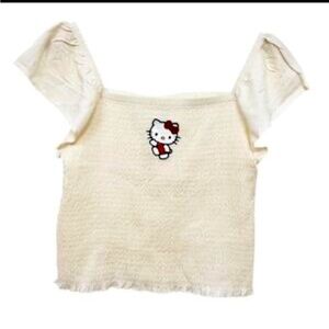 💥 Perfect for Summer Hello Kitty Cream Top size L